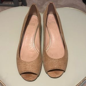 STUART WEITZMAN Women's Rose Gold Blush Leather Peep Toe Wedge Heel
